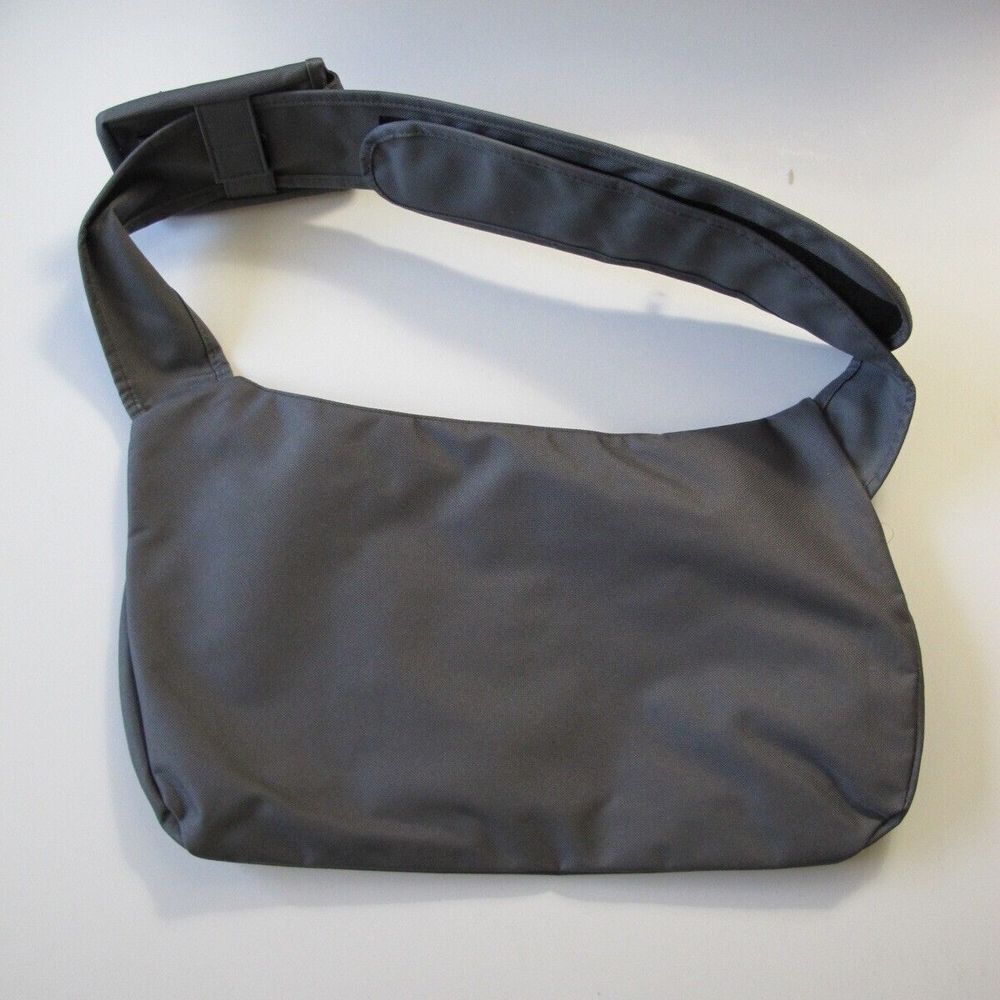 Aeropostale Unique Women's or Unisex Crossbody Carrybag - Picture 6 of 9